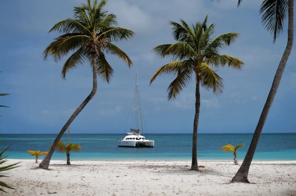 Cruising the Grenadines